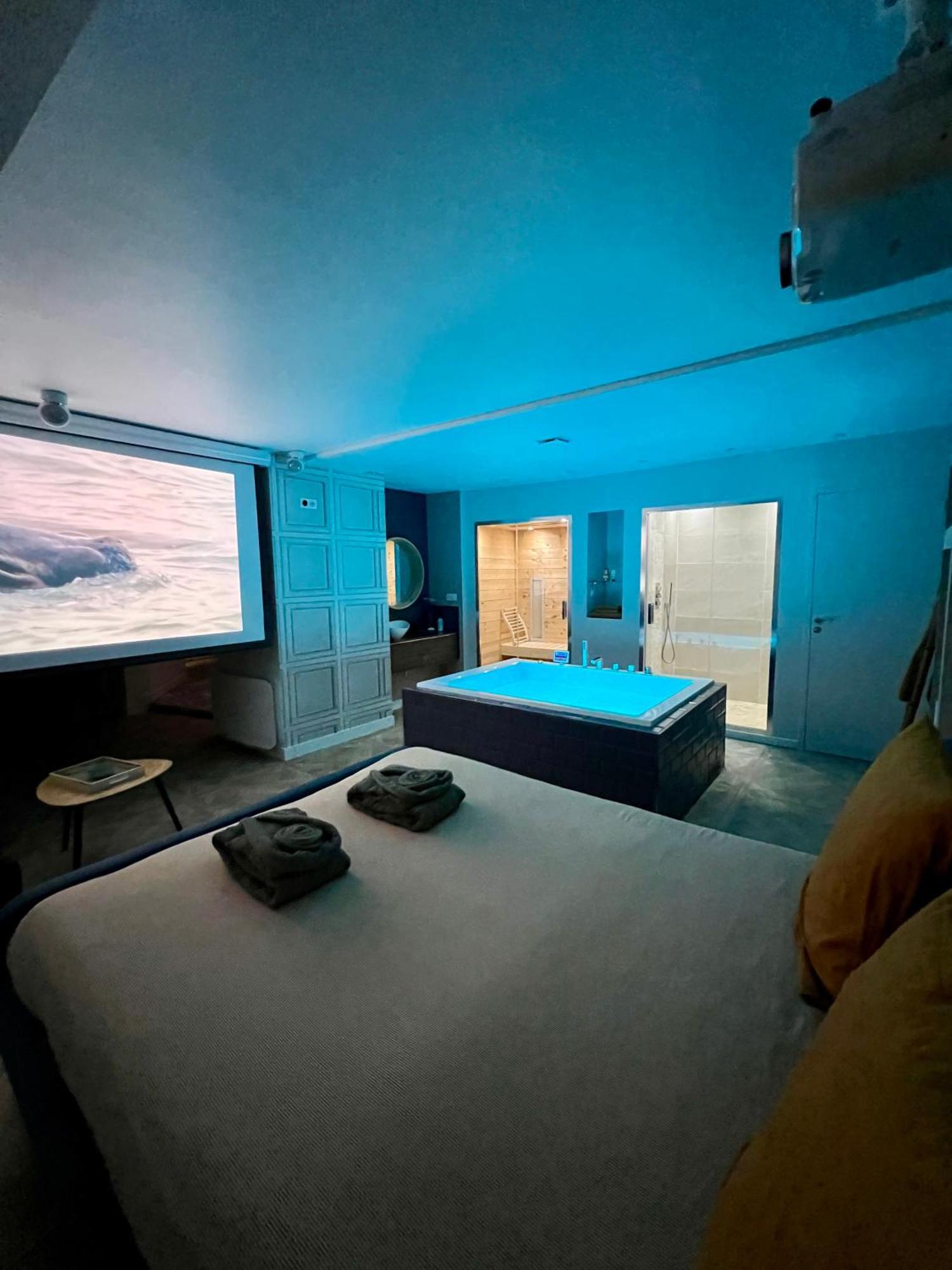 Appartement Avec Jacuzzi Sauna & Home Cinema - Nid D'앙제 외부 사진
